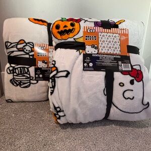 Hello kitty halloween blankets